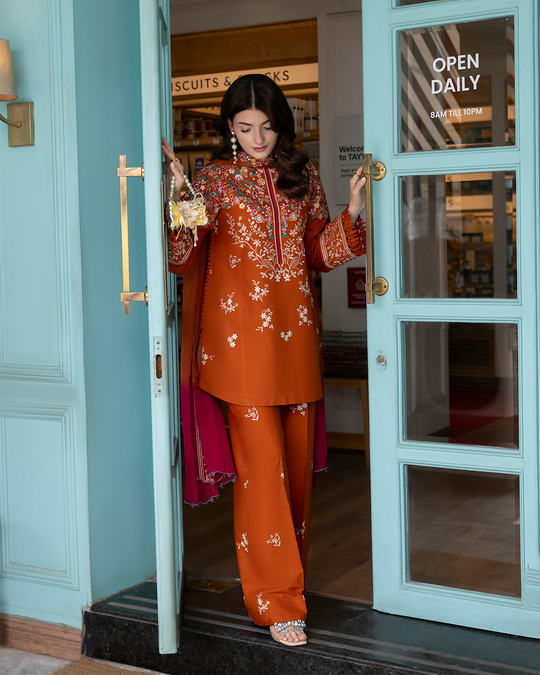 Elegant Dhanak 3PC Embroidered Unstitched Suit with Chiffon Dupatta