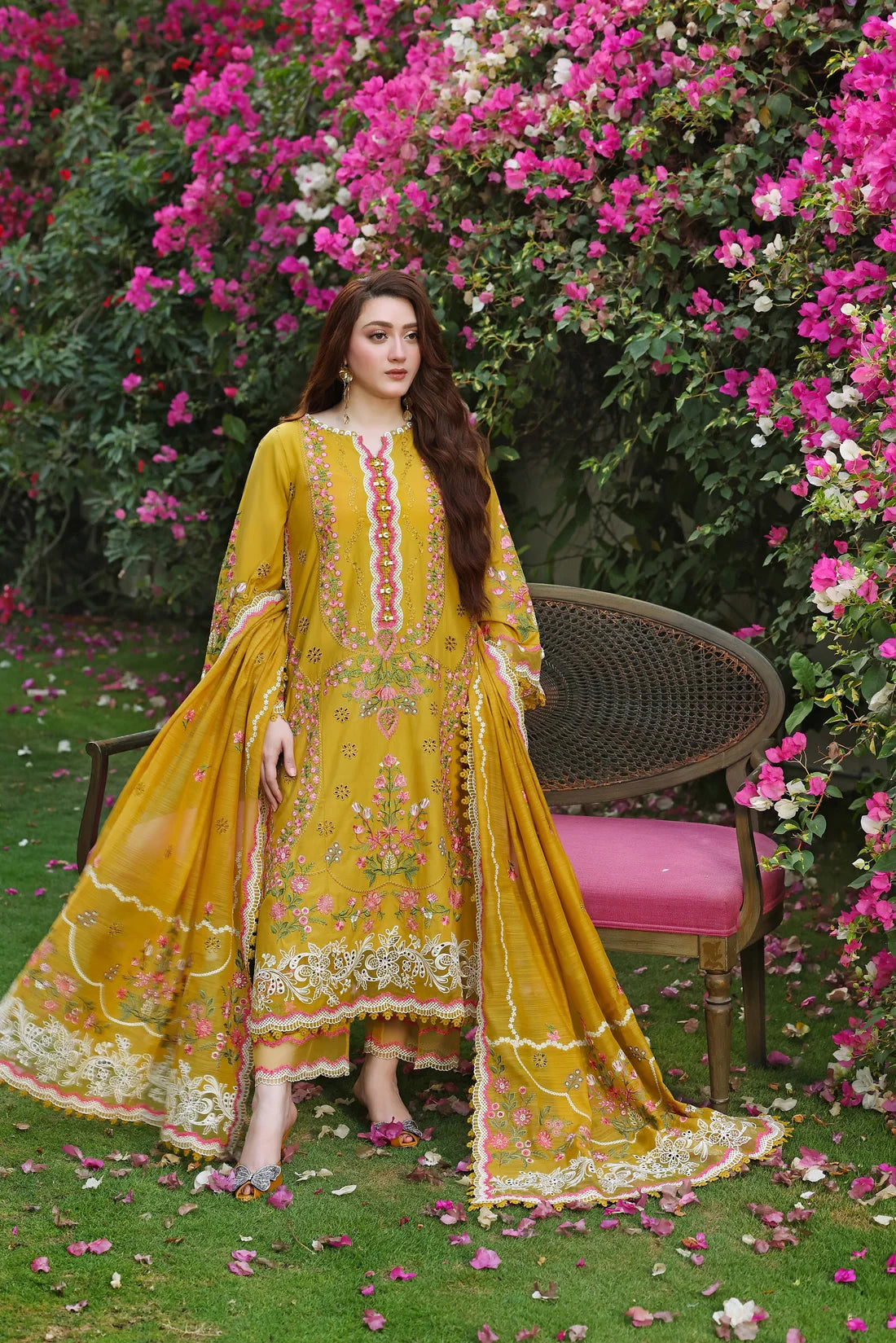 Aneelas LUX-26-71 Luxury Embroidered Lawn 3PC Suit