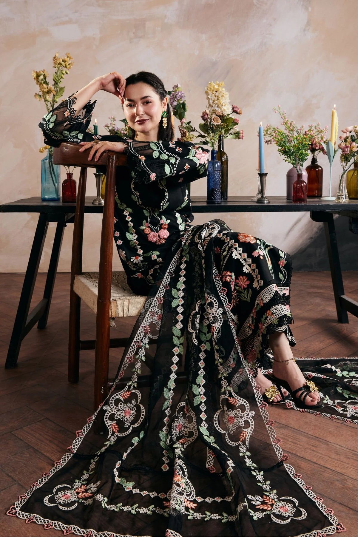 Gul Meena 3PC Embroidered Lawn Unstitched Suit