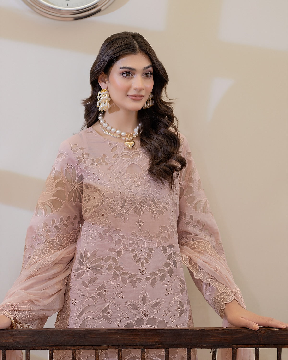 Imrozia Luxury Embroidered Lawn 3 Piece Unstitched Suit