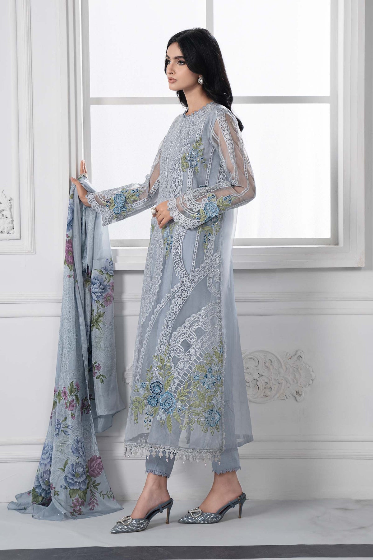 Maria B - Stitched Embroidered Organza 3PC Suit (DS-2509-B)