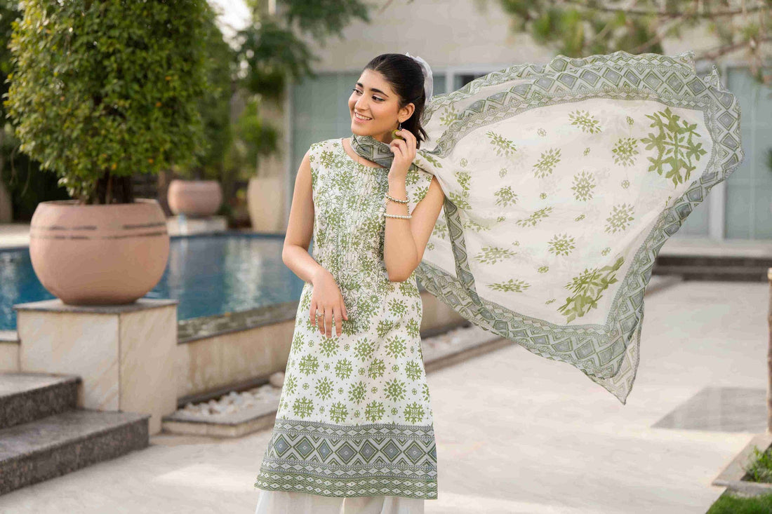 Premium Printed Lawn 3-Piece Suit with Embroidered Neckline