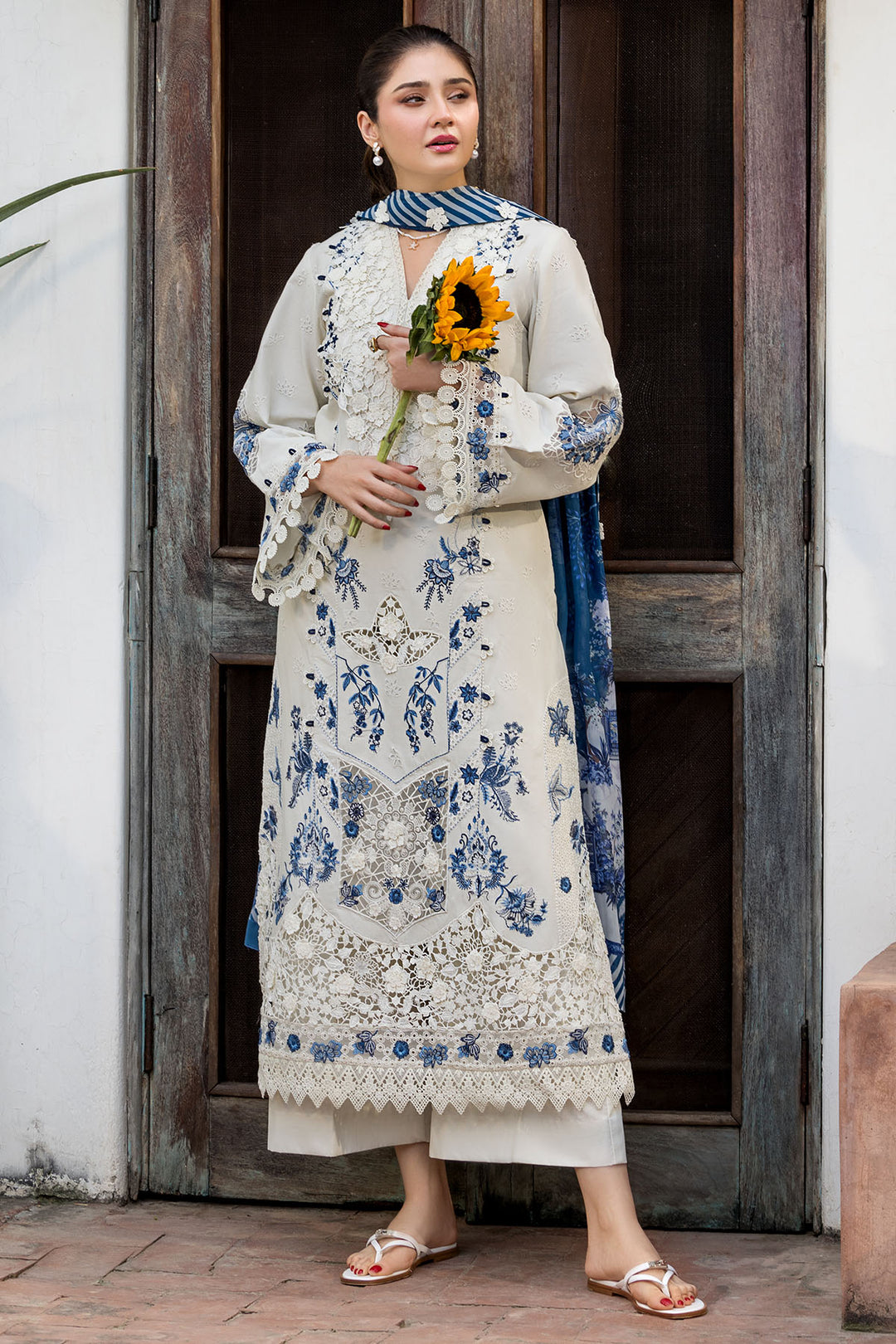 Ligria 3PC Embroidered Lawn Unstitched Suit