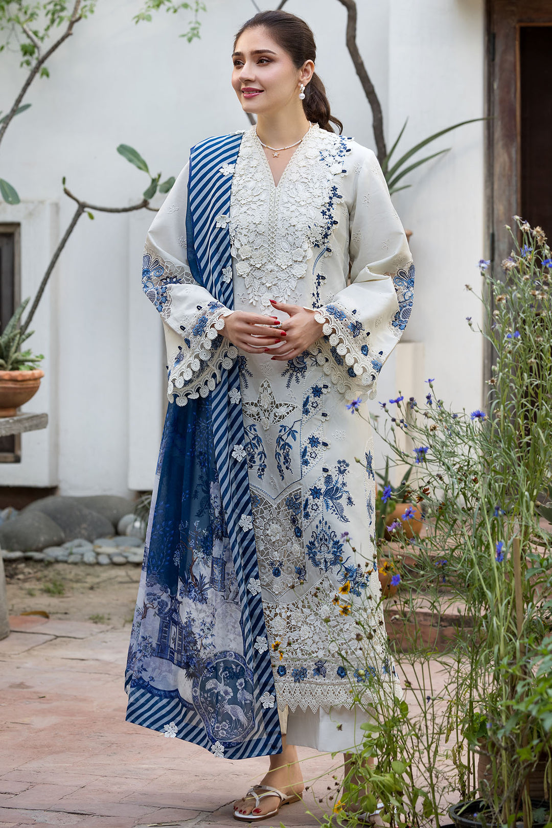 Ligria 3PC Embroidered Lawn Unstitched Suit