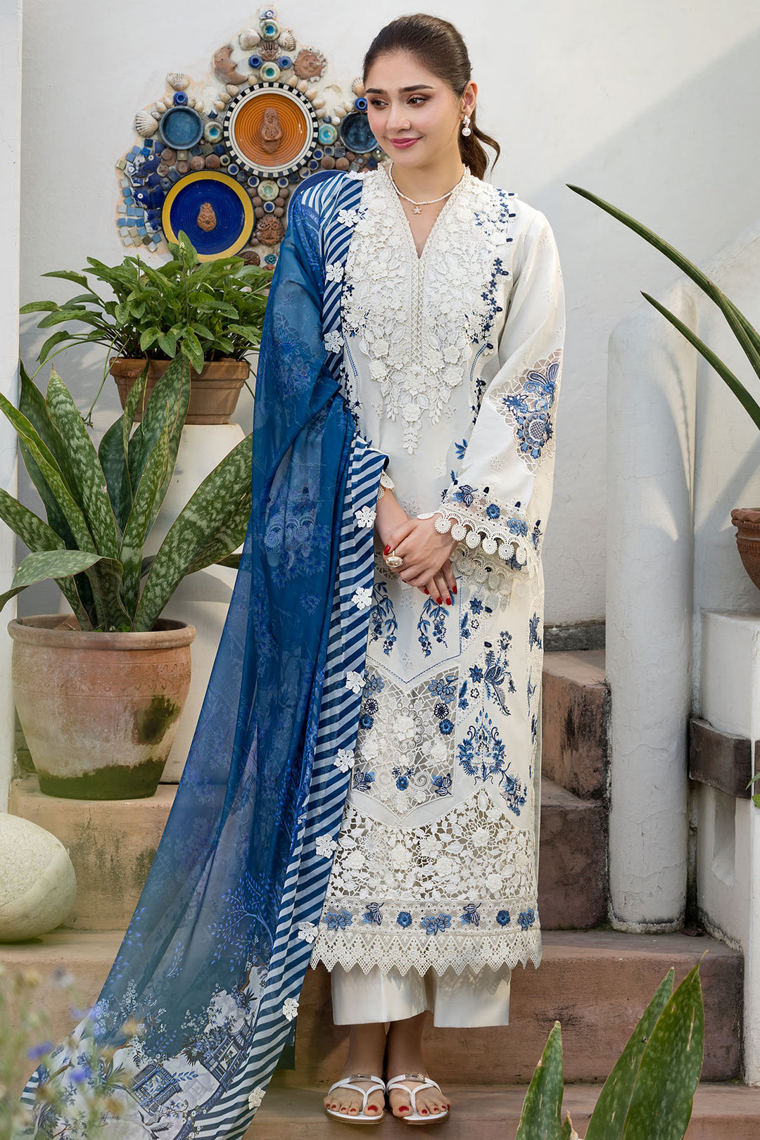 Ligria 3PC Embroidered Lawn Unstitched Suit