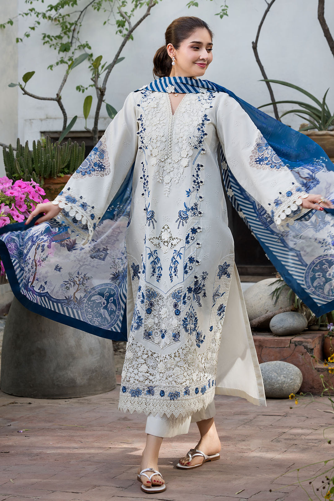 Ligria 3PC Embroidered Lawn Unstitched Suit