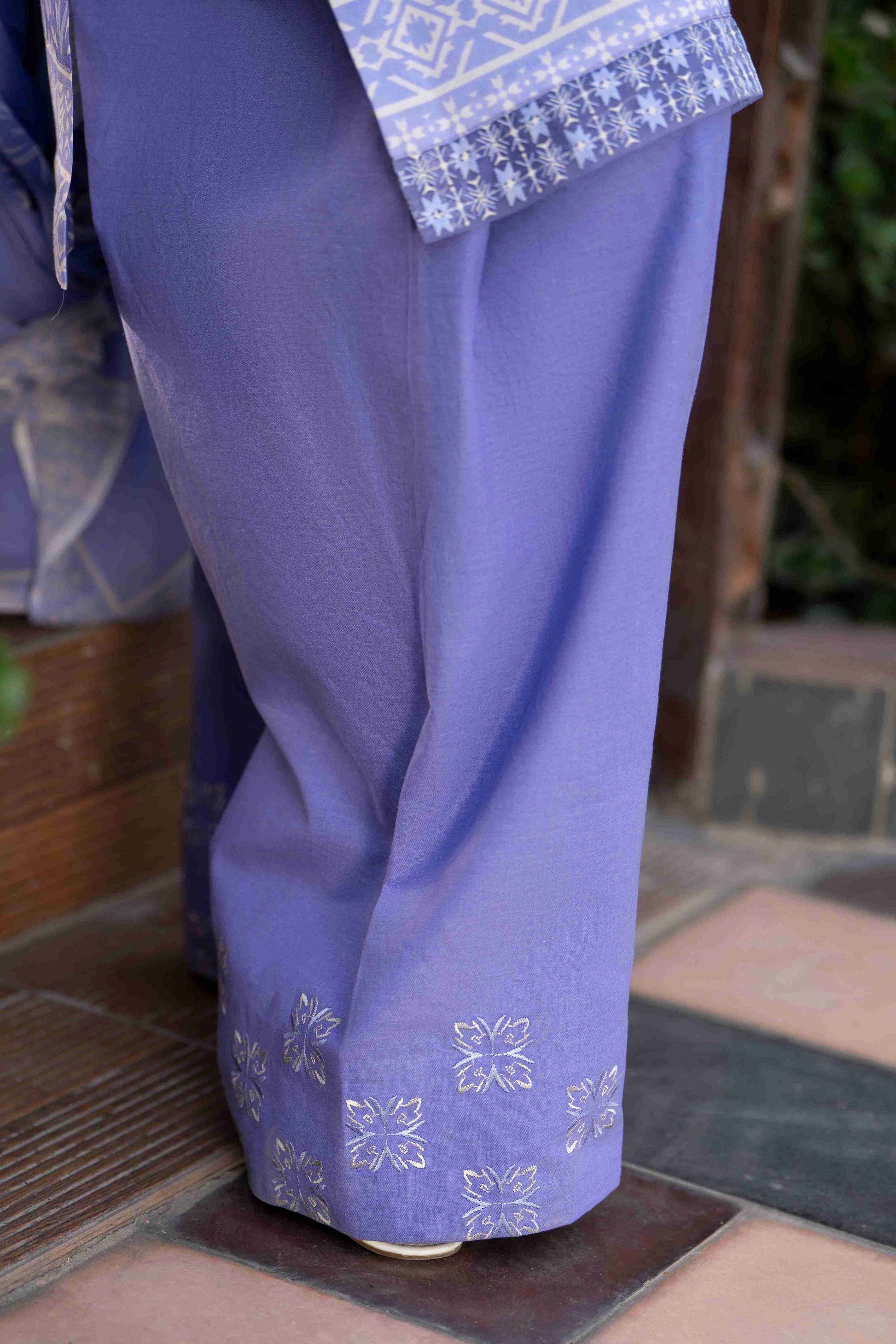 3-Piece Summer Printed Lawn Unstitched Suit