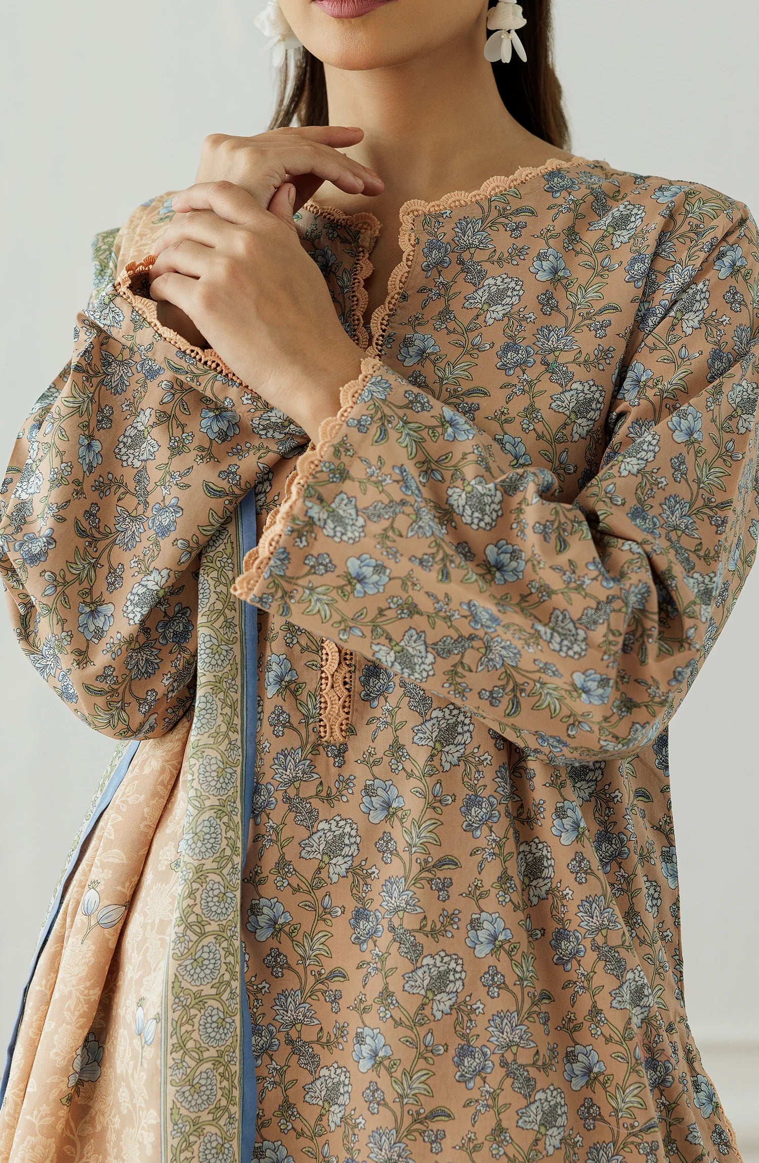 Orient Printed Lawn 3-Piece Unstitched Suit