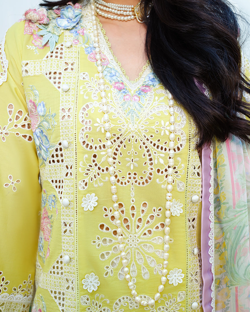 Mushq Amoi Luxury Lawn 3 Piece Unstitched Suit – Tender Whisper