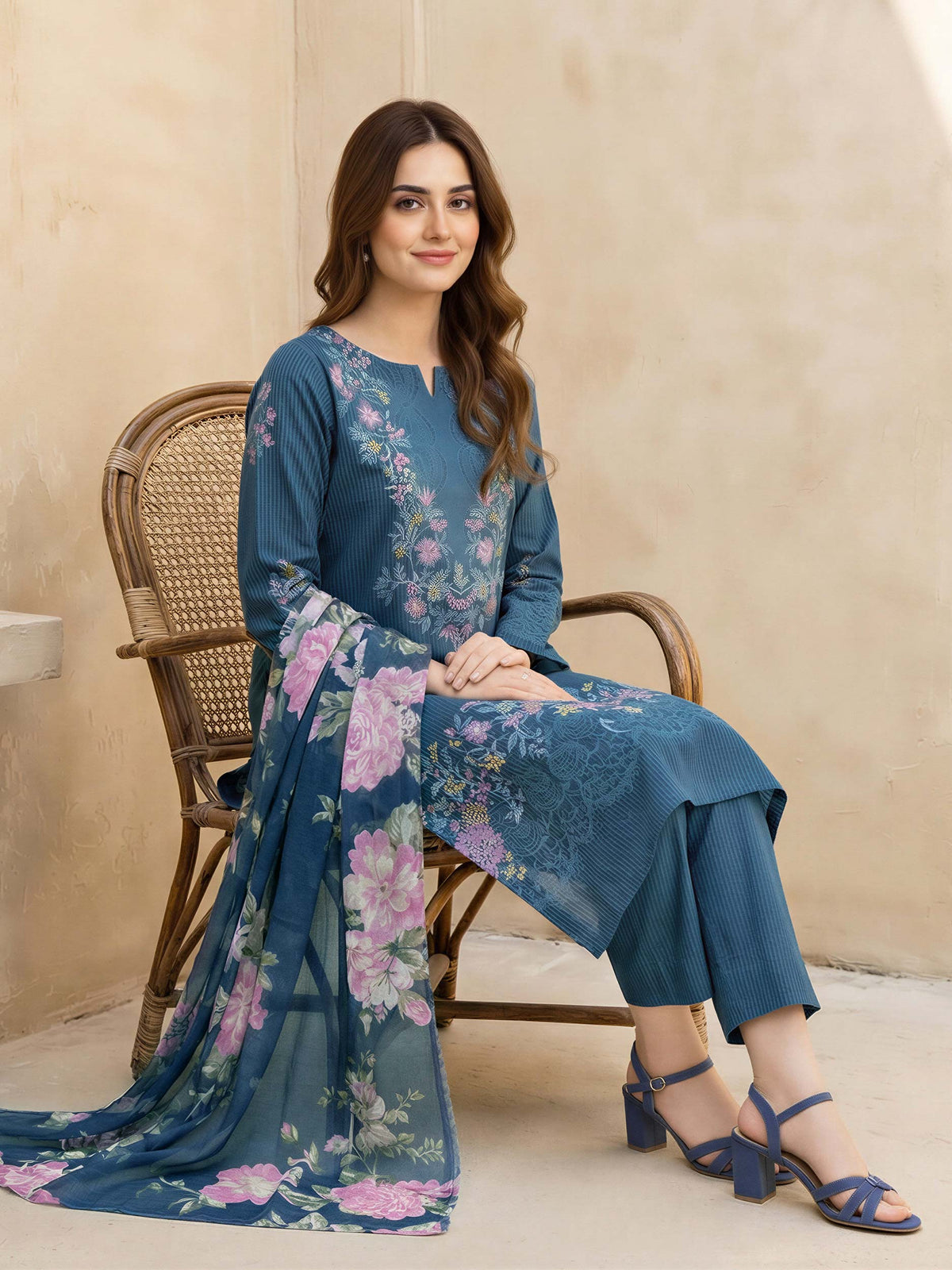 Limelight 3 Piece Unstitched Printed Suit