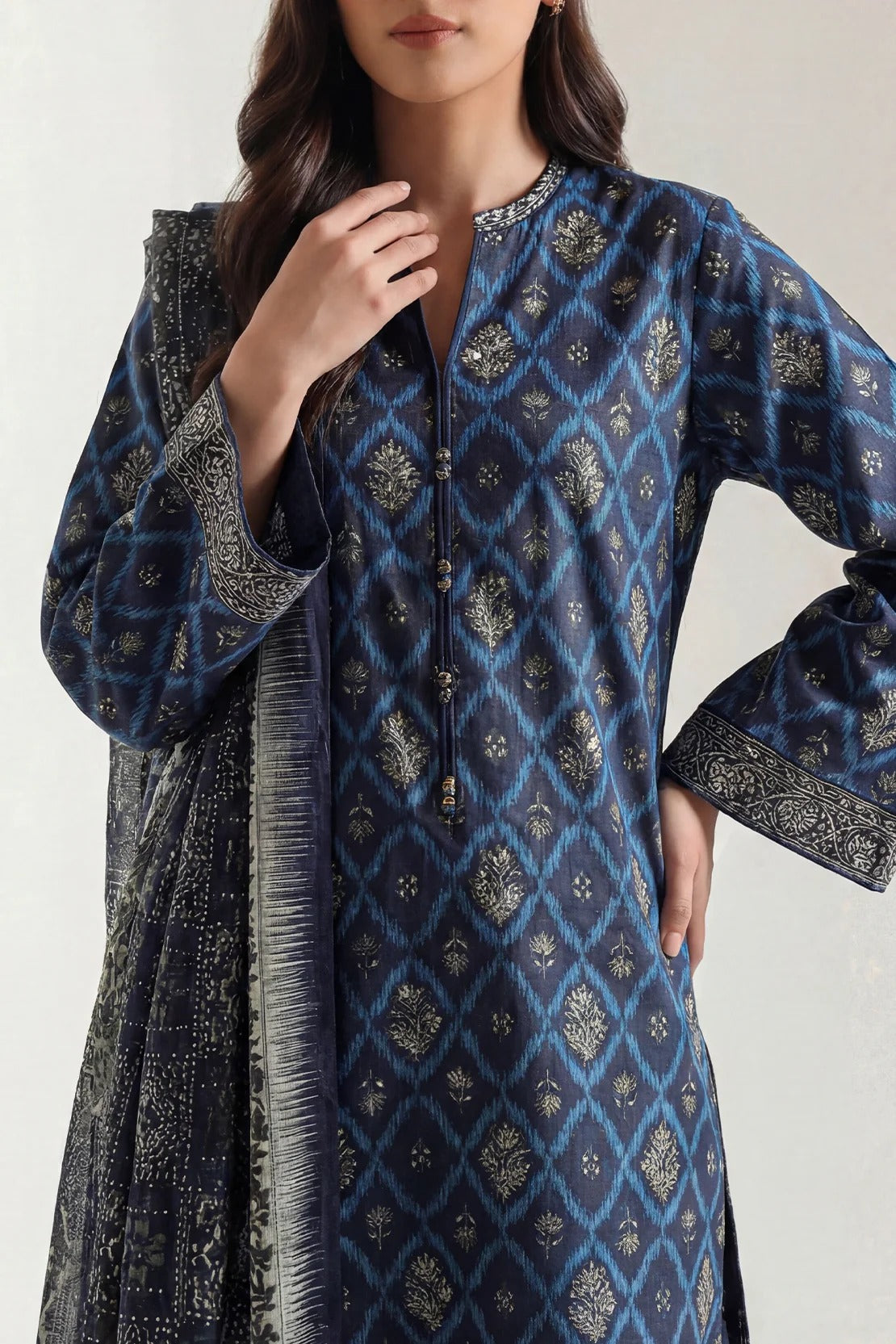 SAYA Navy Blue Printed Lawn 3-Piece Suit