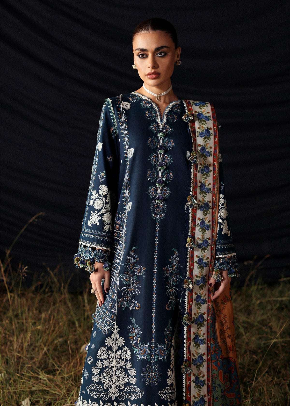 Hussain Rehar Luxury Khaddar 3 Piece Unstitched Suit – Chashm-e-Bahr